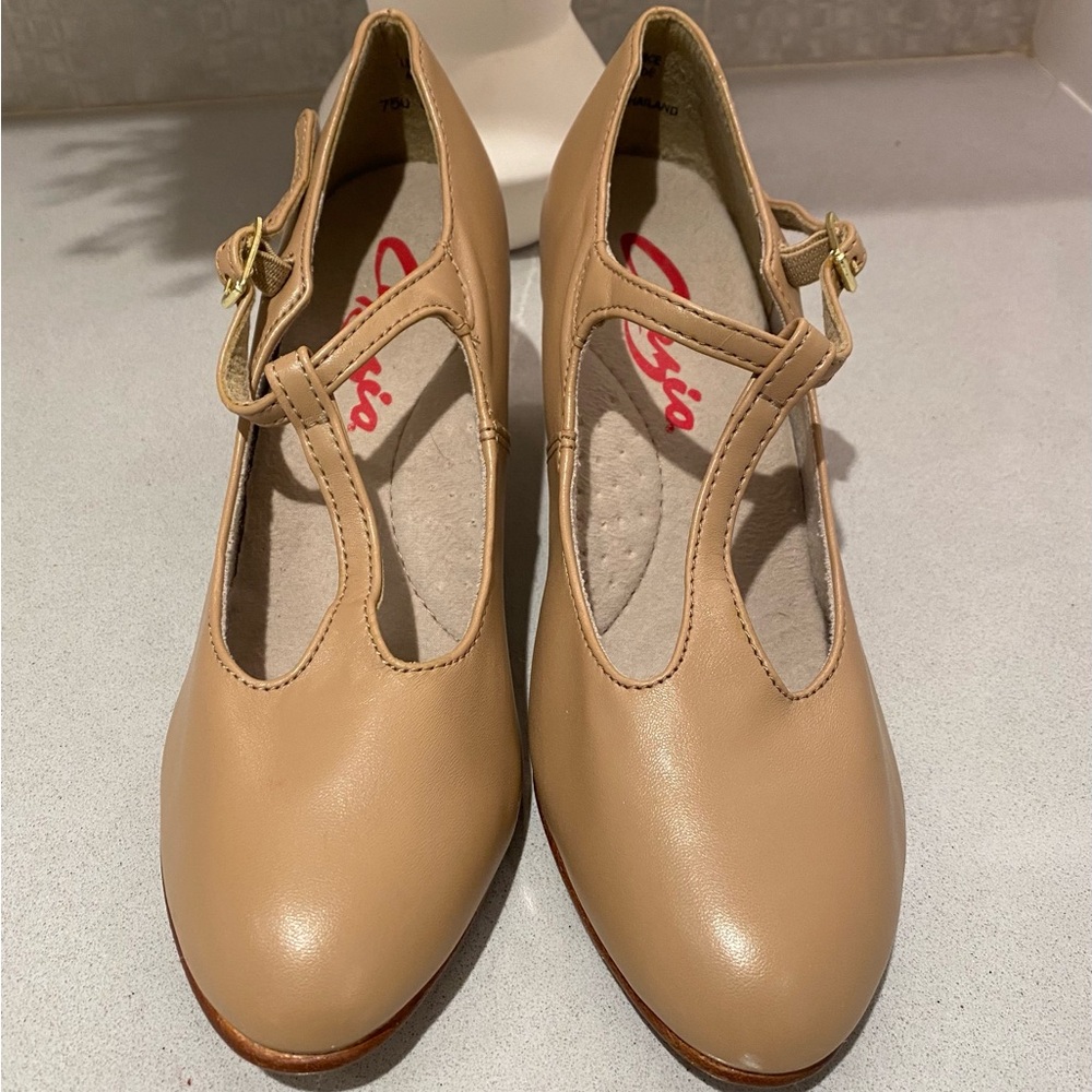 Capezio T-strap Character Shoes size 7 M